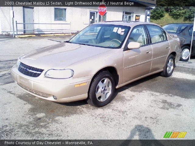 2003 Chevrolet Malibu LS Sedan in Light Driftwood Metallic