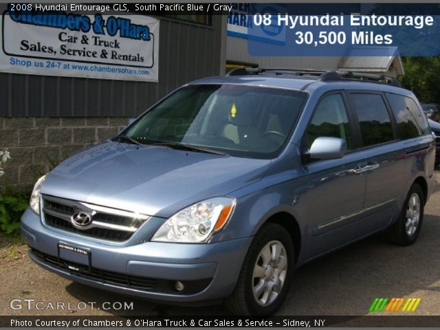 2008 Hyundai Entourage GLS in South Pacific Blue