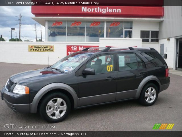 2007 Ford Freestyle SEL AWD in Alloy Metallic