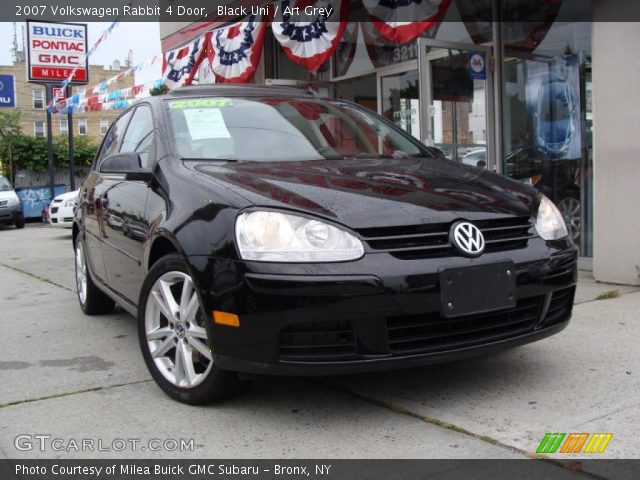 2007 Volkswagen Rabbit 4 Door in Black Uni