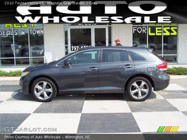 2010 Toyota Venza V6 in Magnetic Gray Metallic