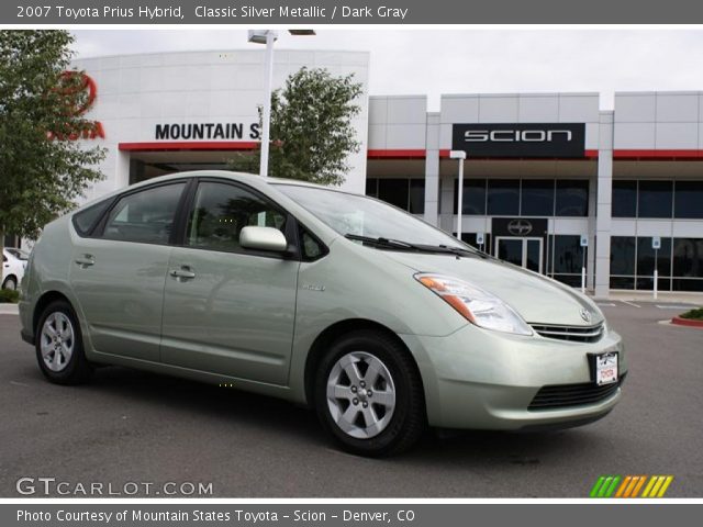 2007 Toyota Prius Hybrid in Classic Silver Metallic