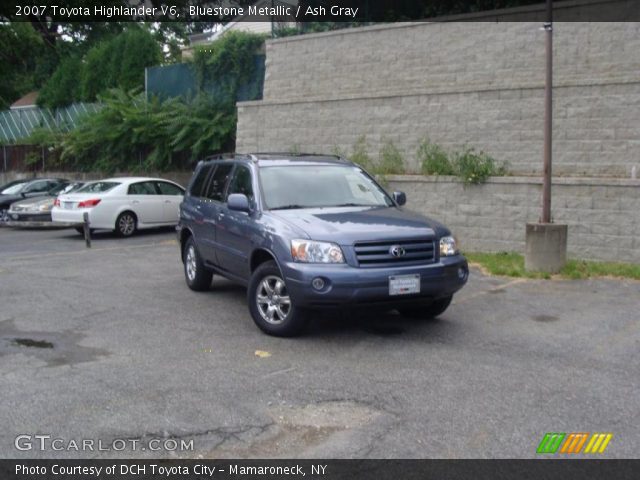 2007 Toyota Highlander V6 in Bluestone Metallic