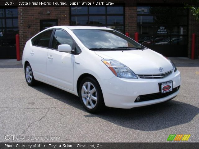 2007 Toyota Prius Hybrid Touring in Super White