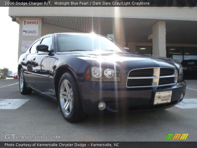 2006 Dodge Charger R/T in Midnight Blue Pearl