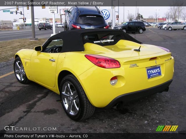 2007 Pontiac Solstice GXP Roadster in Mean Yellow