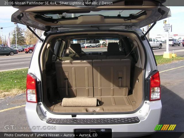 2006 Nissan Pathfinder SE 4x4 in Silver Lightning Metallic