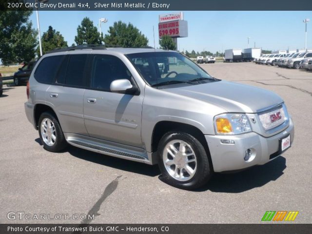 2007 GMC Envoy Denali 4x4 in Silver Mist Metallic