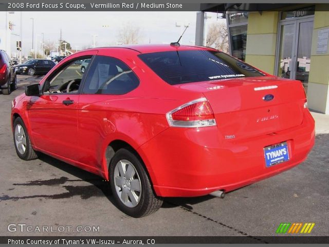 2008 Ford Focus S Coupe in Vermillion Red