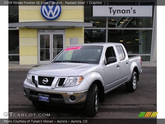 2009 Nissan Frontier SE Crew Cab 4x4 in Radiant Silver