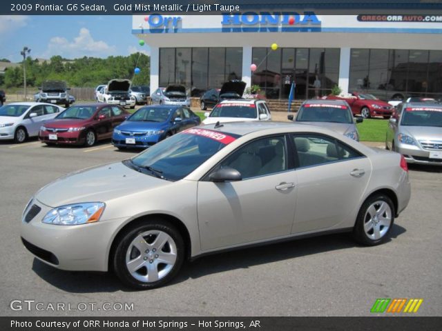 2009 Pontiac G6 Sedan in Gold Mist Metallic