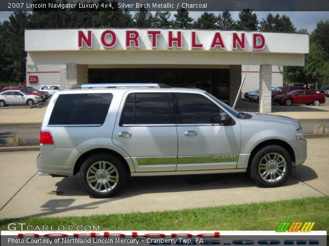 2007 Lincoln Navigator Luxury 4x4 in Silver Birch Metallic