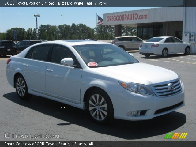 2011 Toyota Avalon Limited in Blizzard White Pearl