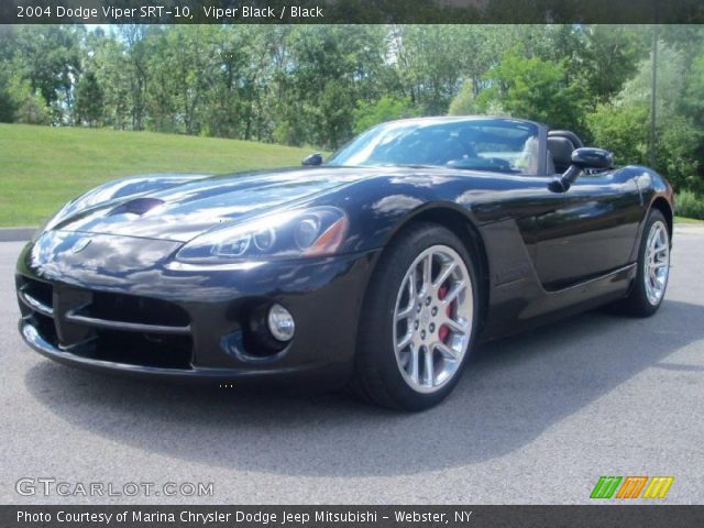 2004 Dodge Viper SRT-10 in Viper Black