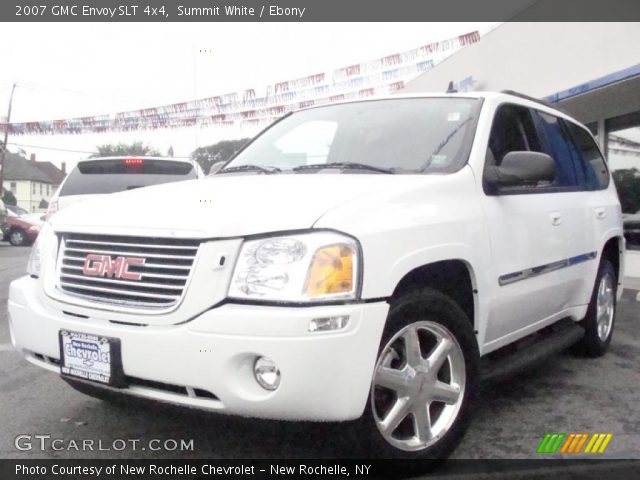 2007 GMC Envoy SLT 4x4 in Summit White