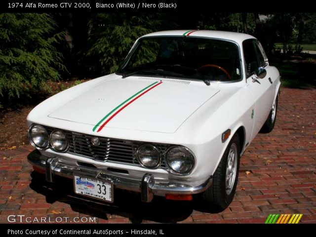 1974 Alfa Romeo GTV 2000 in Bianco (White)