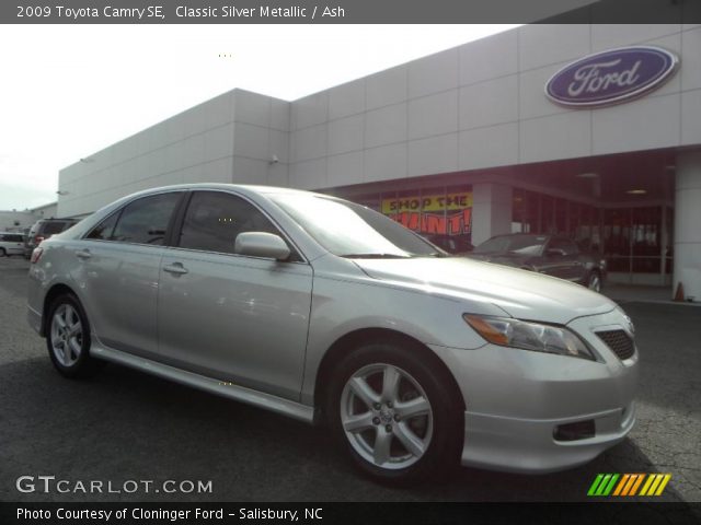 2009 Toyota Camry SE in Classic Silver Metallic
