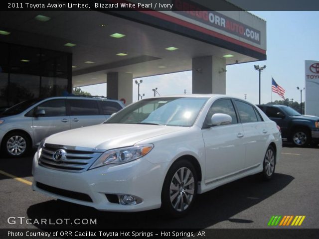 2011 Toyota Avalon Limited in Blizzard White Pearl