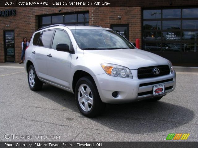 2007 Toyota RAV4 4WD in Classic Silver Metallic