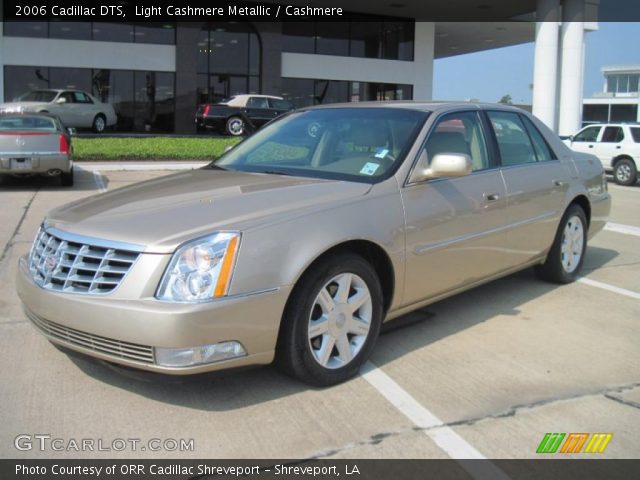 2006 Cadillac DTS  in Light Cashmere Metallic
