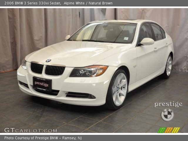2006 BMW 3 Series 330xi Sedan in Alpine White