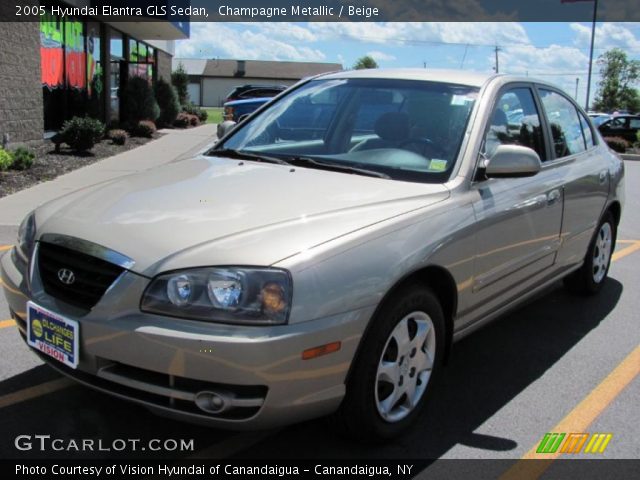 2005 Hyundai Elantra GLS Sedan in Champagne Metallic