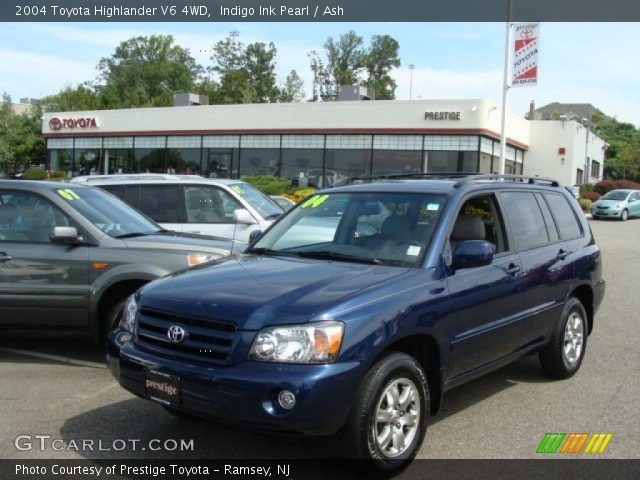 2004 Toyota Highlander V6 4WD in Indigo Ink Pearl