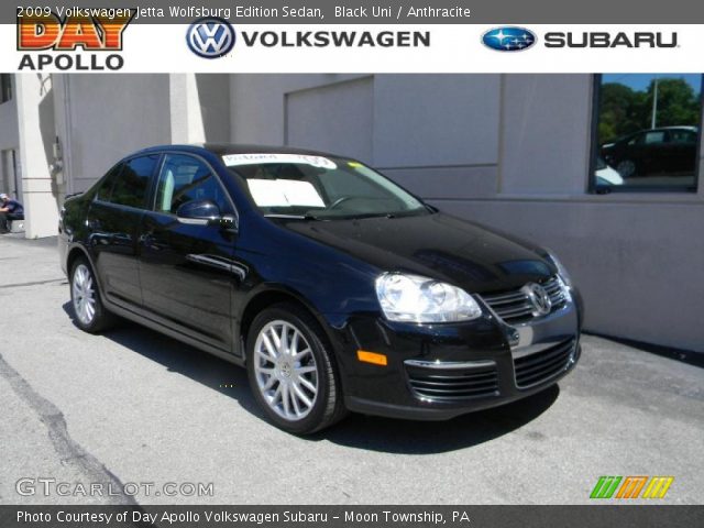 2009 Volkswagen Jetta Wolfsburg Edition Sedan in Black Uni