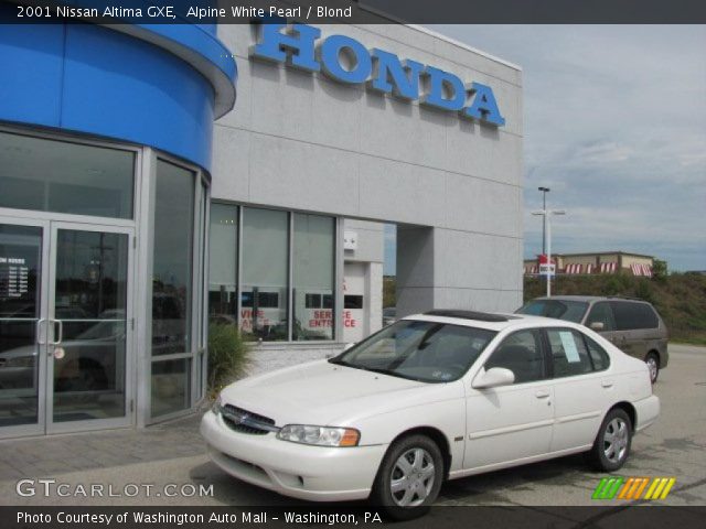 2001 Nissan Altima GXE in Alpine White Pearl