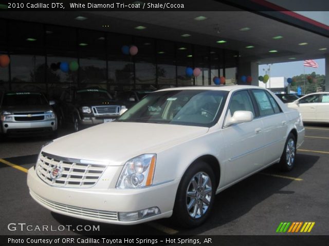 2010 Cadillac DTS  in White Diamond Tri-coat