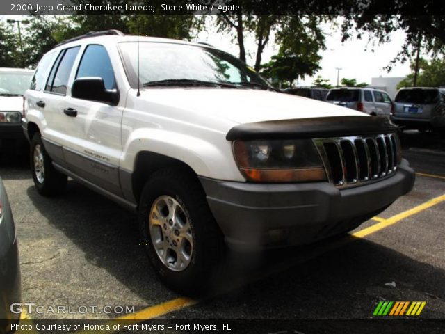 2000 Jeep Grand Cherokee Laredo in Stone White