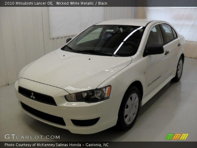 2010 Mitsubishi Lancer DE in Wicked White Metallic