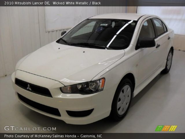 2010 Mitsubishi Lancer DE in Wicked White Metallic