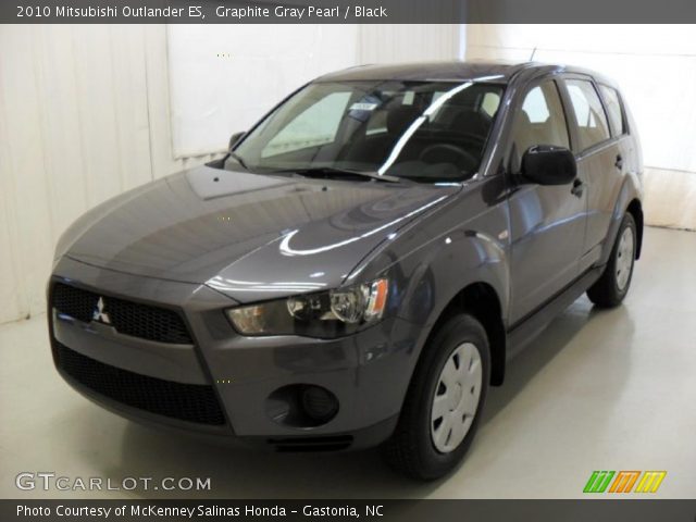 2010 Mitsubishi Outlander ES in Graphite Gray Pearl