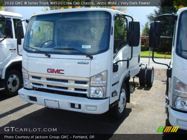 2010 GMC W Series Truck W4500 Crew Cab Chassis in Arctic White