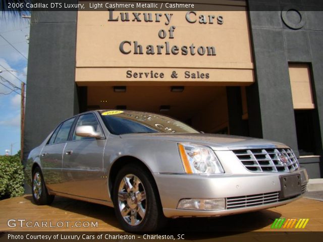 2006 Cadillac DTS Luxury in Light Cashmere Metallic