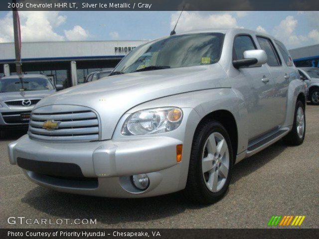 2009 Chevrolet HHR LT in Silver Ice Metallic