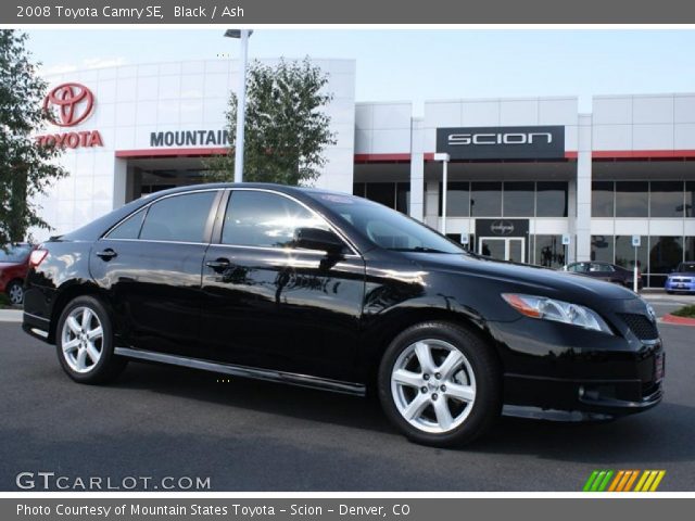 2008 Toyota Camry SE in Black