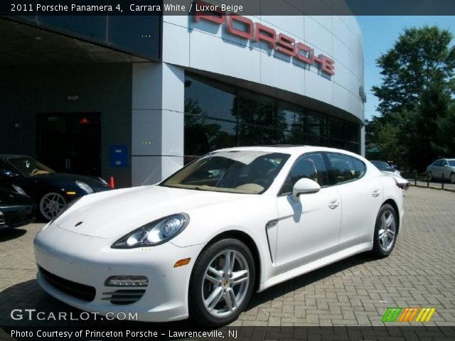 2011 Porsche Panamera 4 in Carrara White