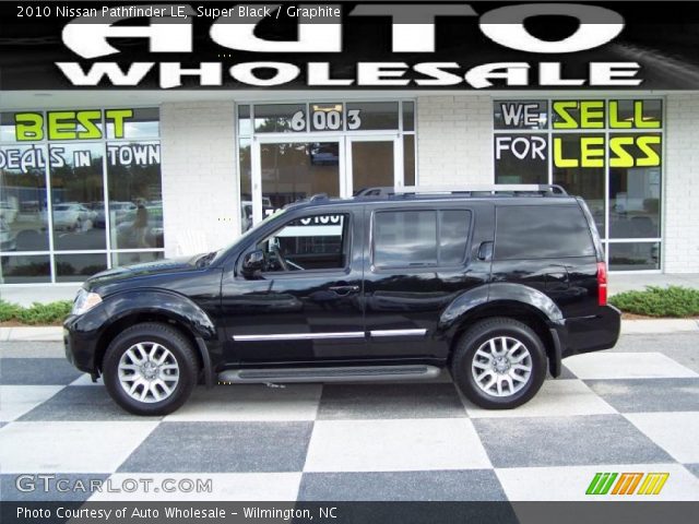 2010 Nissan Pathfinder LE in Super Black