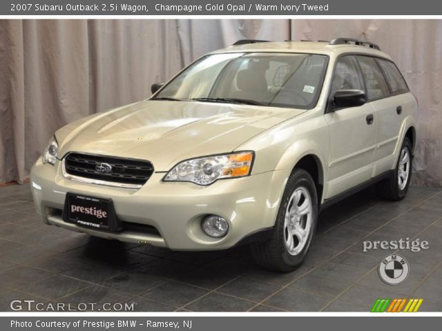 2007 Subaru Outback 2.5i Wagon in Champagne Gold Opal
