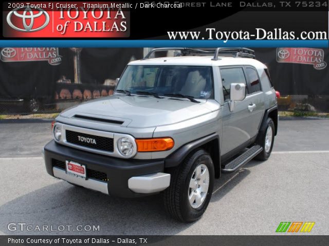 2009 Toyota FJ Cruiser  in Titanium Metallic