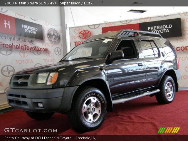 2000 Nissan Xterra SE V6 4x4 in Super Black