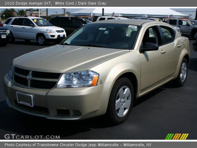 2010 Dodge Avenger SXT in White Gold