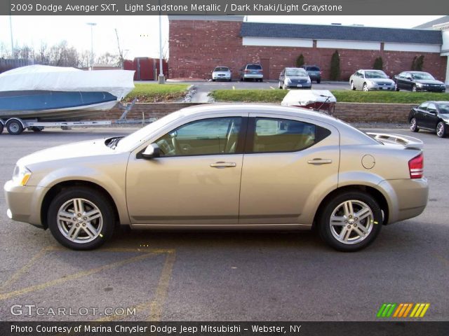 2009 Dodge Avenger SXT in Light Sandstone Metallic
