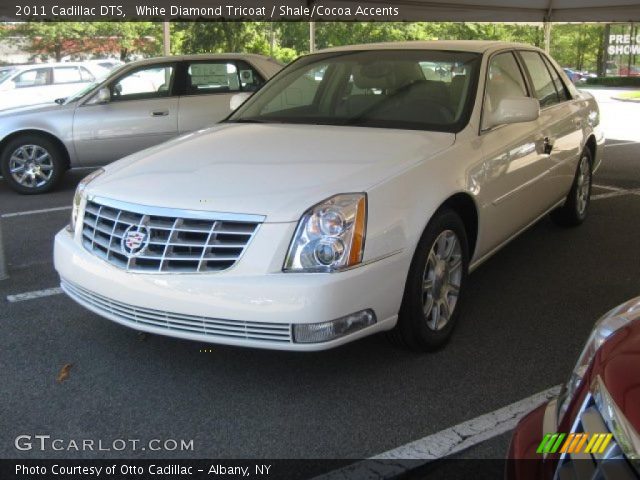 2011 Cadillac DTS  in White Diamond Tricoat