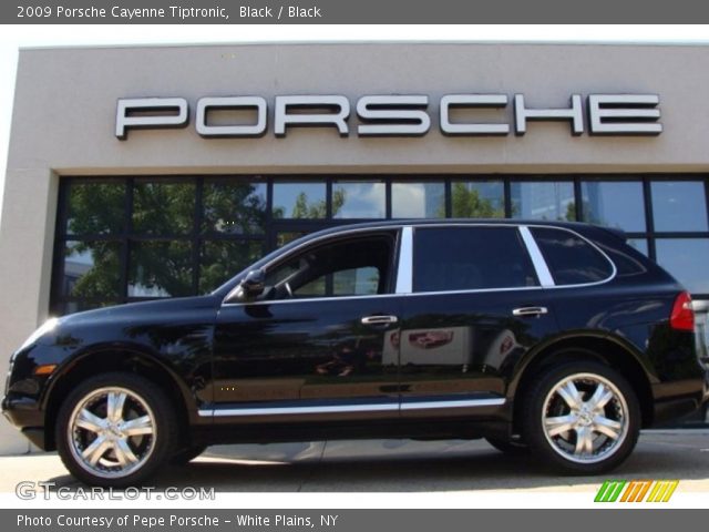 2009 Porsche Cayenne Tiptronic in Black