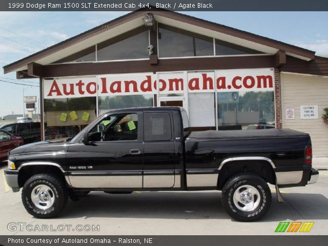 1999 Dodge Ram 1500 SLT Extended Cab 4x4 in Black