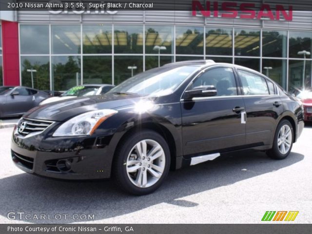 2010 Nissan Altima 3.5 SR in Super Black