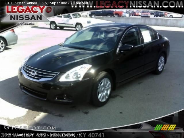 2010 Nissan Altima 2.5 S in Super Black